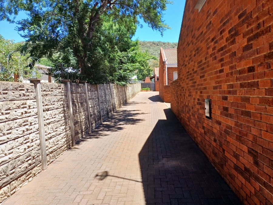 2 Bedroom Property for Sale in Navalsig Free State